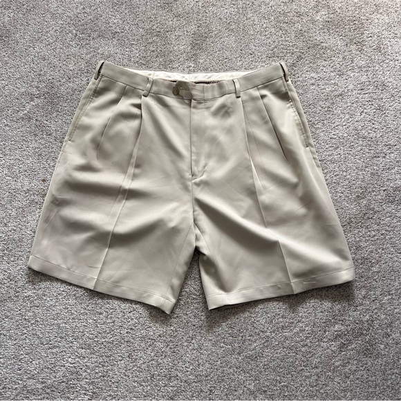 Jos. A. Bank Other - Jos. A. Bank Men's Beige Golf Shorts